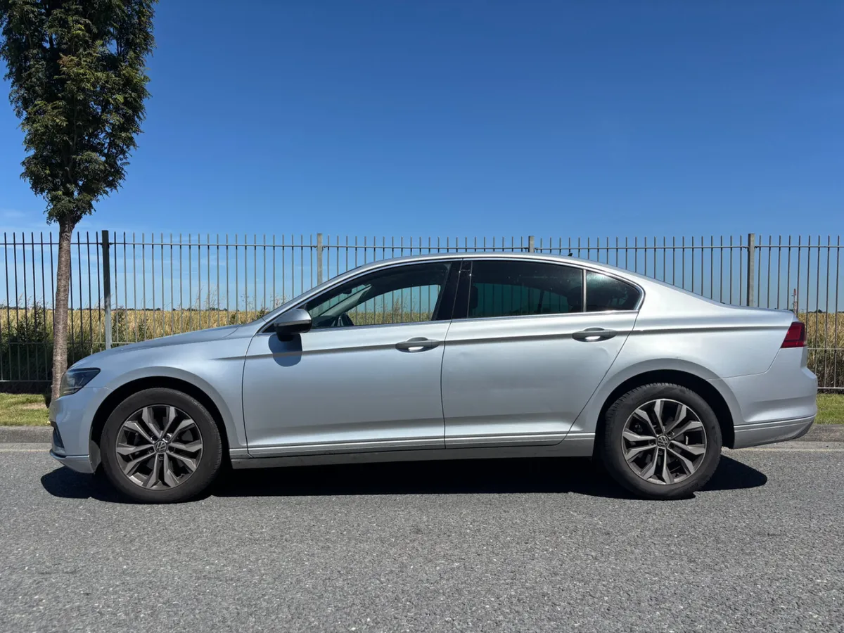 2022 VW PASSAT 2.0TDI AUTOMATIC - Image 2