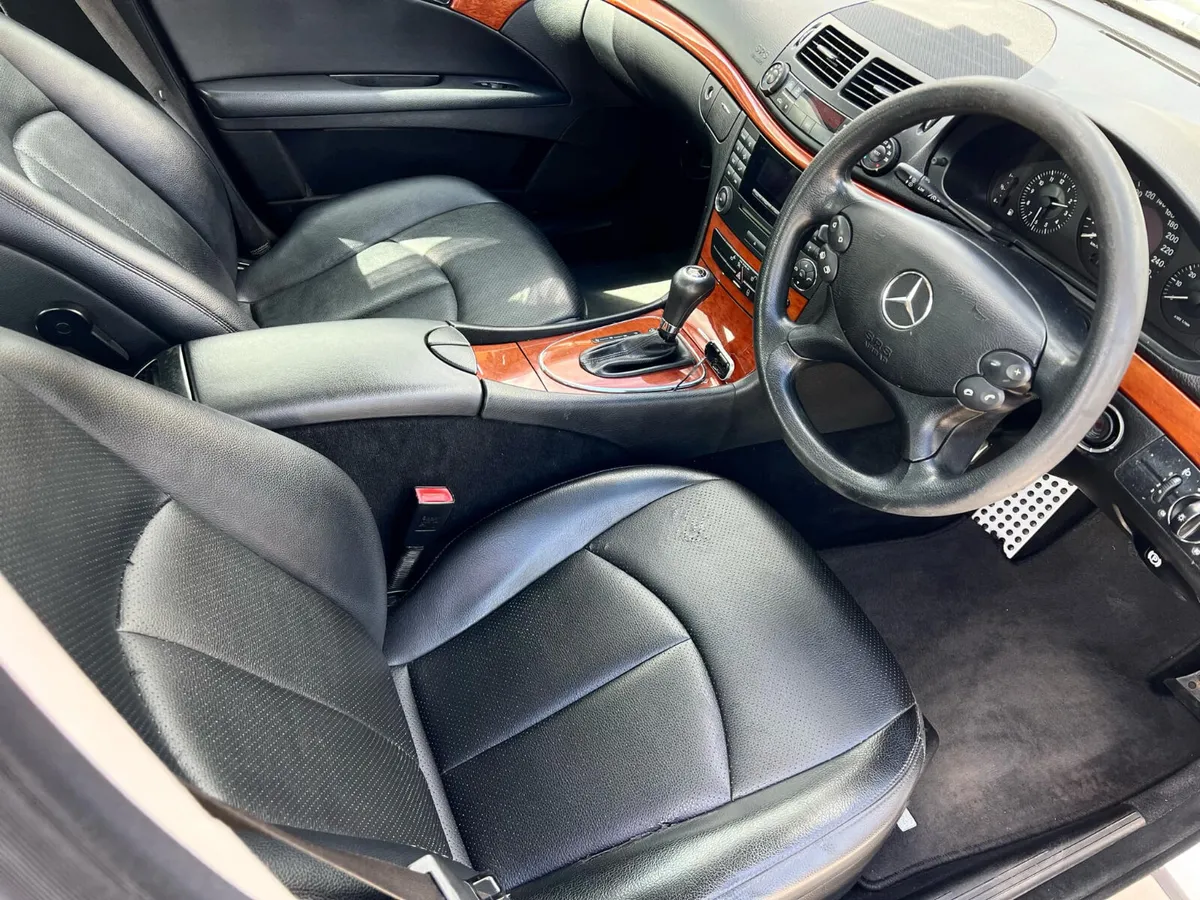 Mercedes-Benz E200 2006 Automatic 1.8P nct 12/25 - Image 2