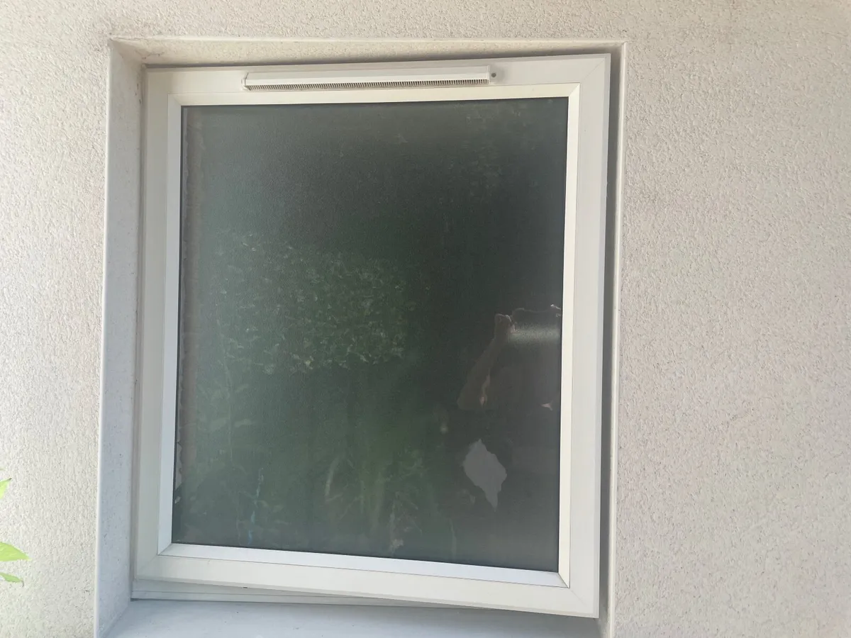 Double glazed window, 90cm  x 100cm frame, frosted - Image 2