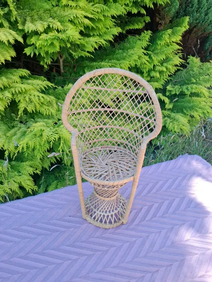 40cm rattan doll chair - Image 1