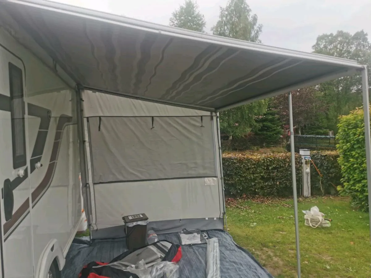 Fiamma awning - Image 3