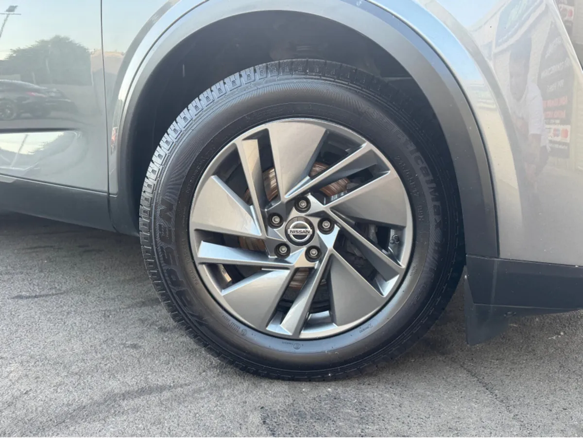 Nissan Qashqai QQ 1.3 HYB SV MY21 4DR - Image 3