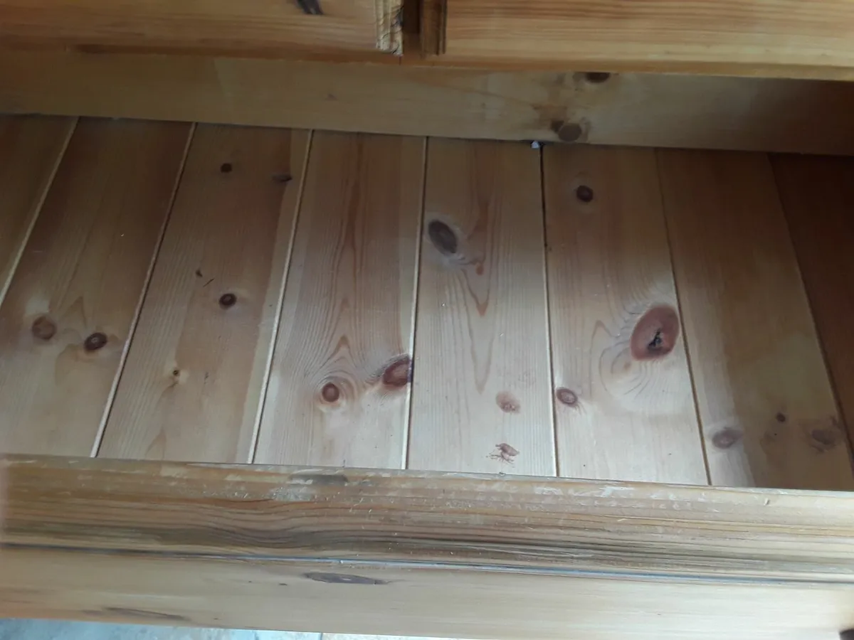 Tall chest of drawers solid pine - Image 3
