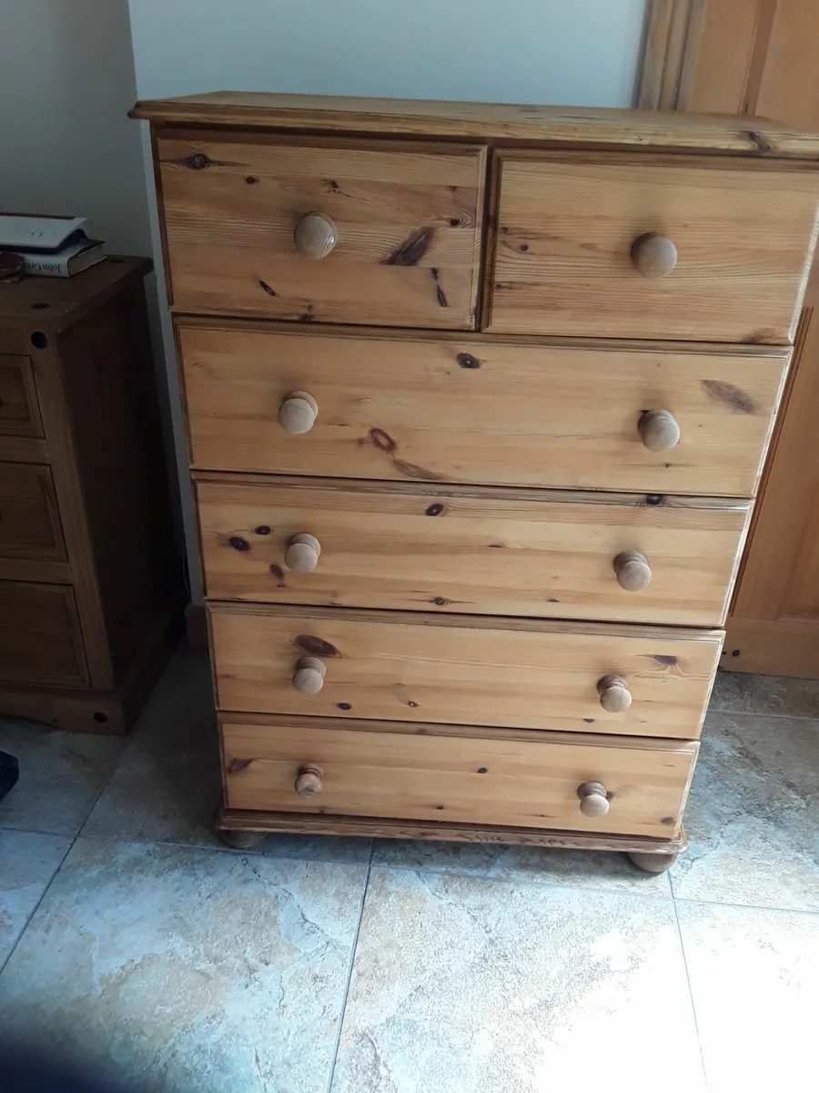 Tall chest of drawers solid pine - Image 1