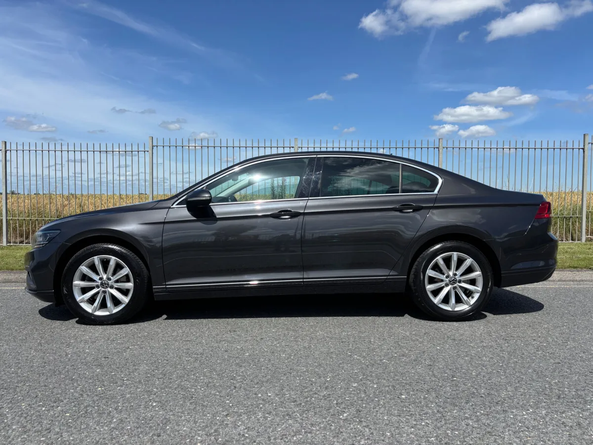 2022 VW PASSAT 2.0TDI BUSINESS 1 OWNER IRISH CAR - Image 2