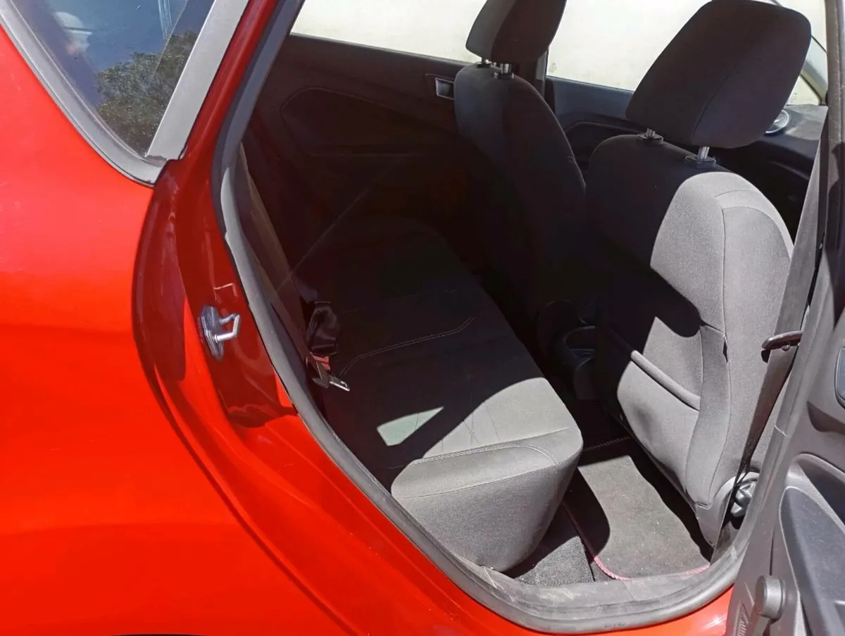 Ford fiesta zetec 142 - Image 4