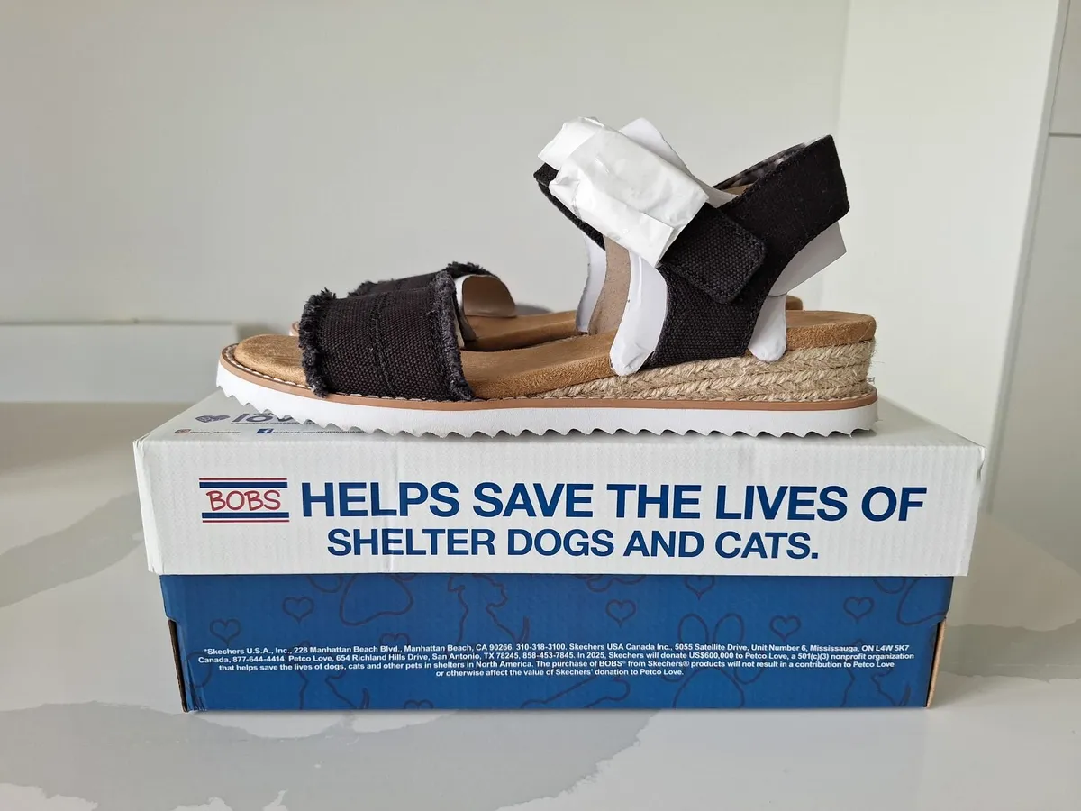 Skechers Sandals - Image 3