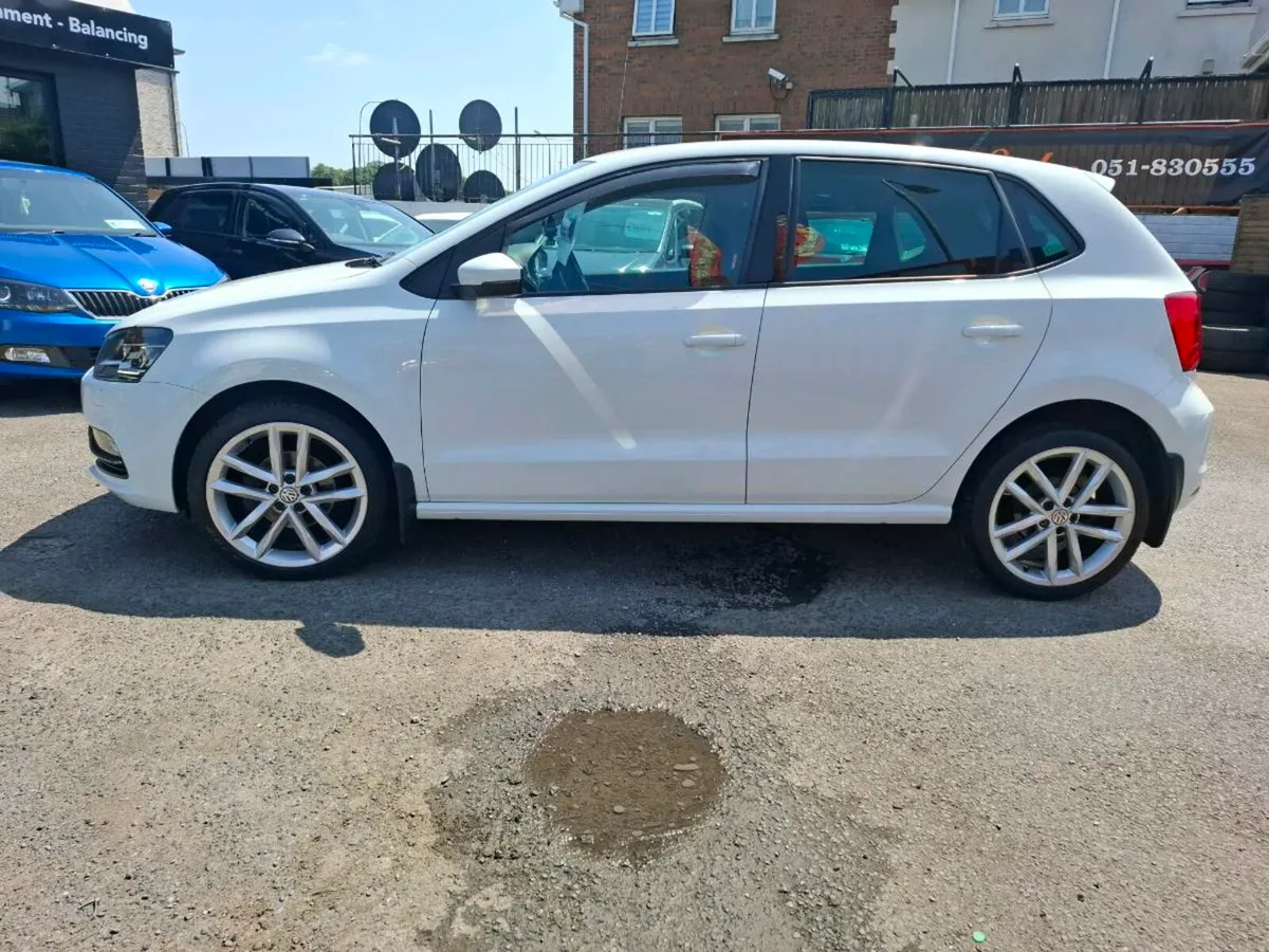 Volkswagen polo - Image 3