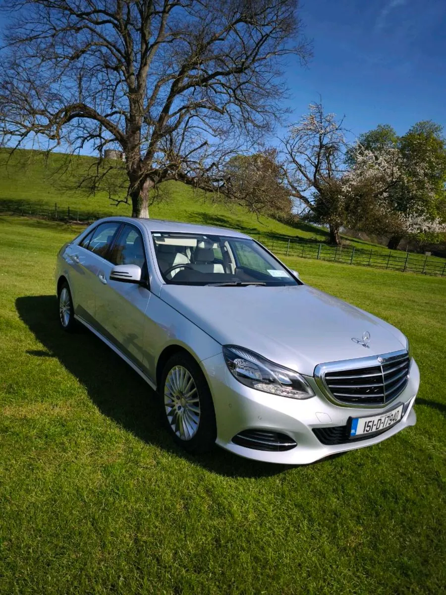 Mercedes benz - Image 3