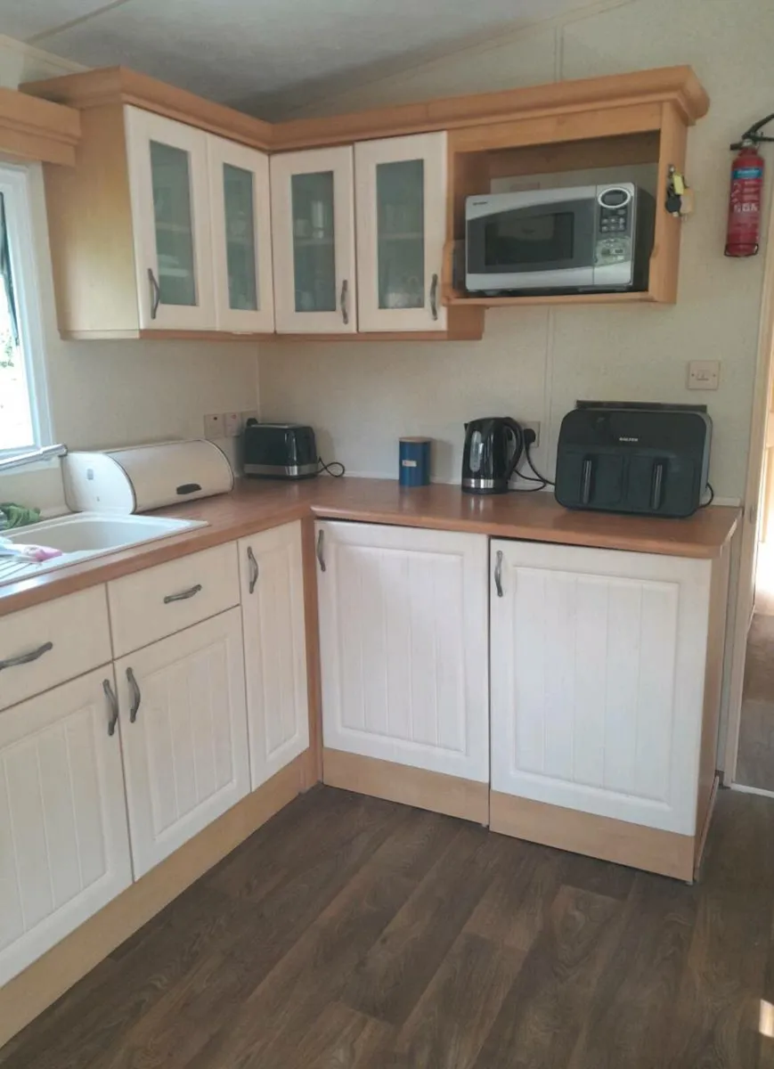Mobile Home - Image 2