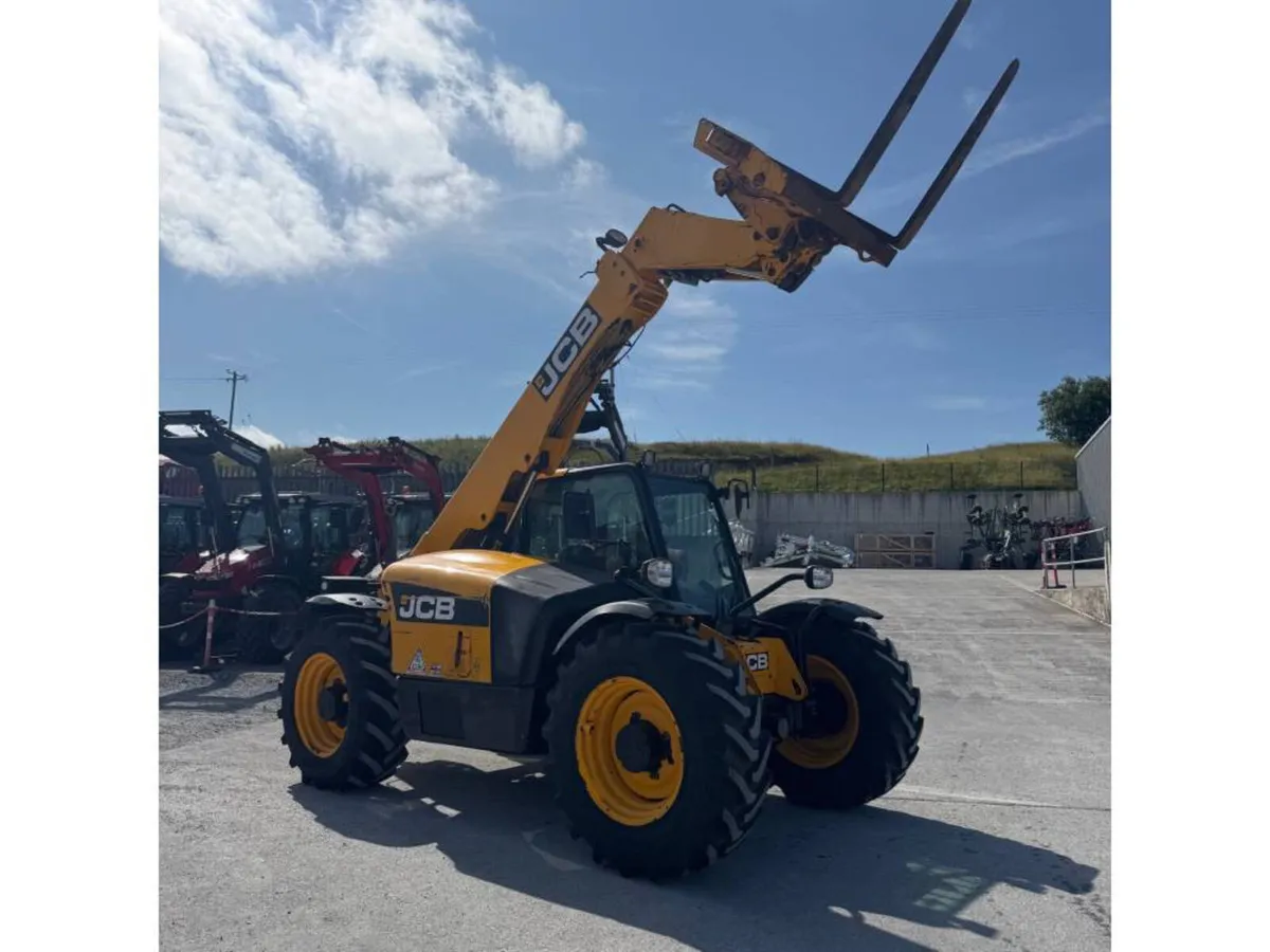 JCB 527-58 LOADALL - Image 1