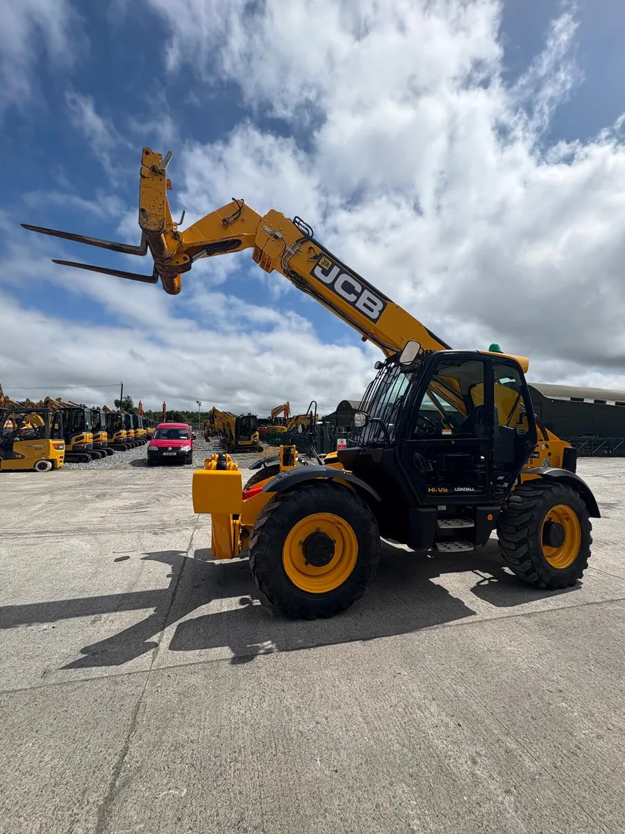 2021 JCB 540V140 Telehandler - Image 3