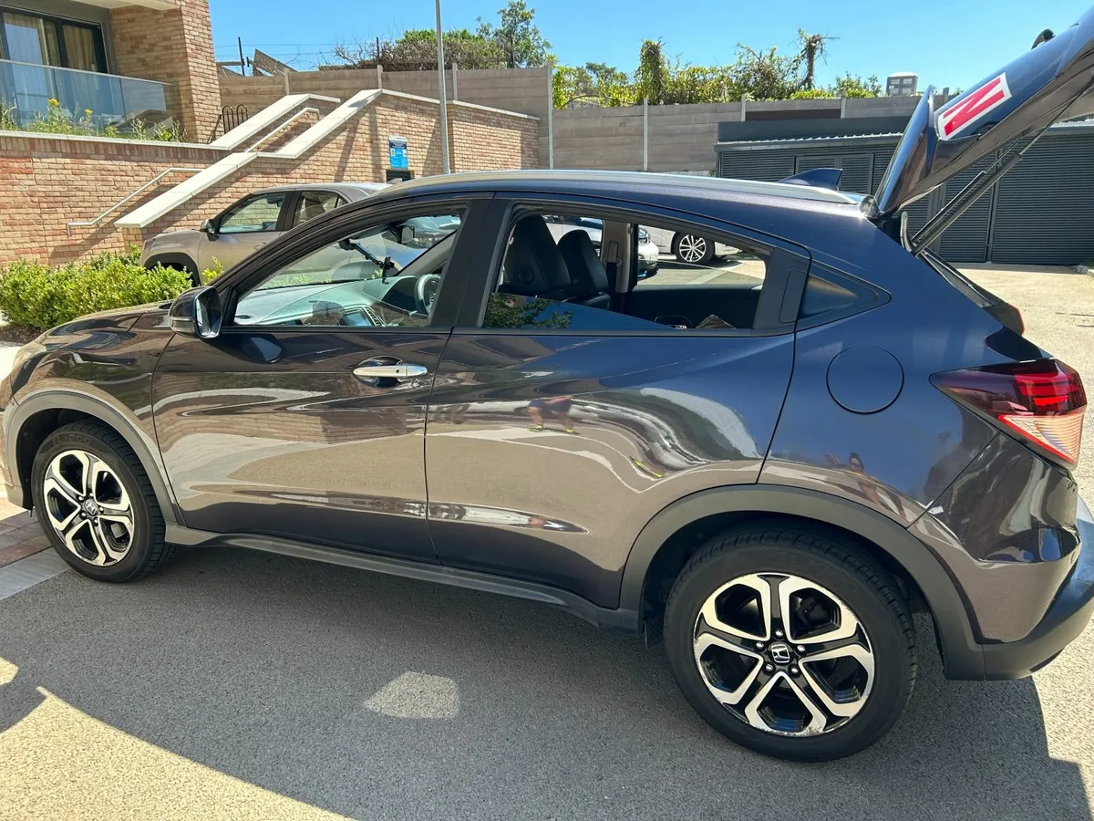 Honda HR-V 2016 1.5 Auto - Image 2