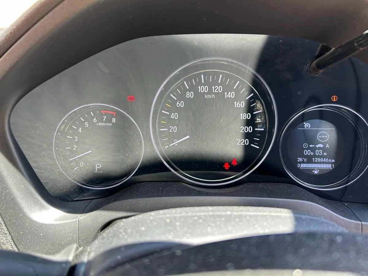 Honda HR-V 2016 1.5 Auto - Image 3