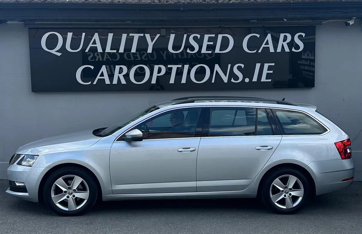 SKODA OCTAVIA SE TECHNOLOGY TDI//1 YEARS TAX// - Image 2