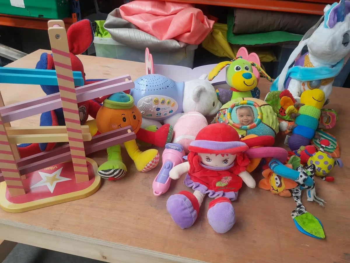 toys