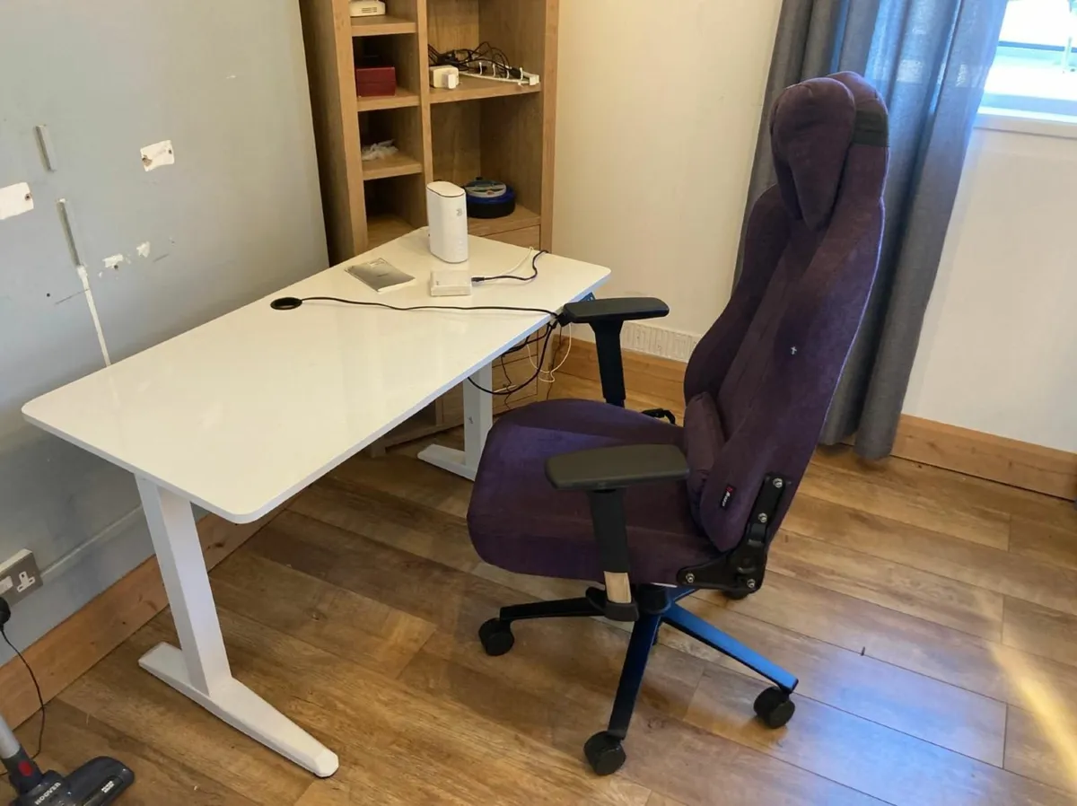 Motorised Desk and Chair