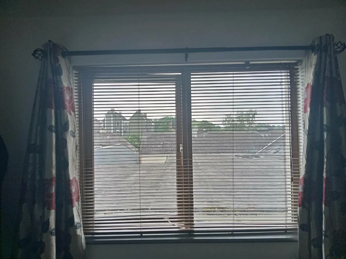 Blinds x 2 - Image 1
