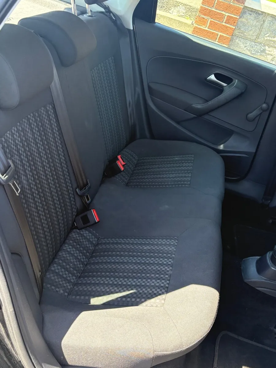 Volkswagen Polo 2015 - Image 4