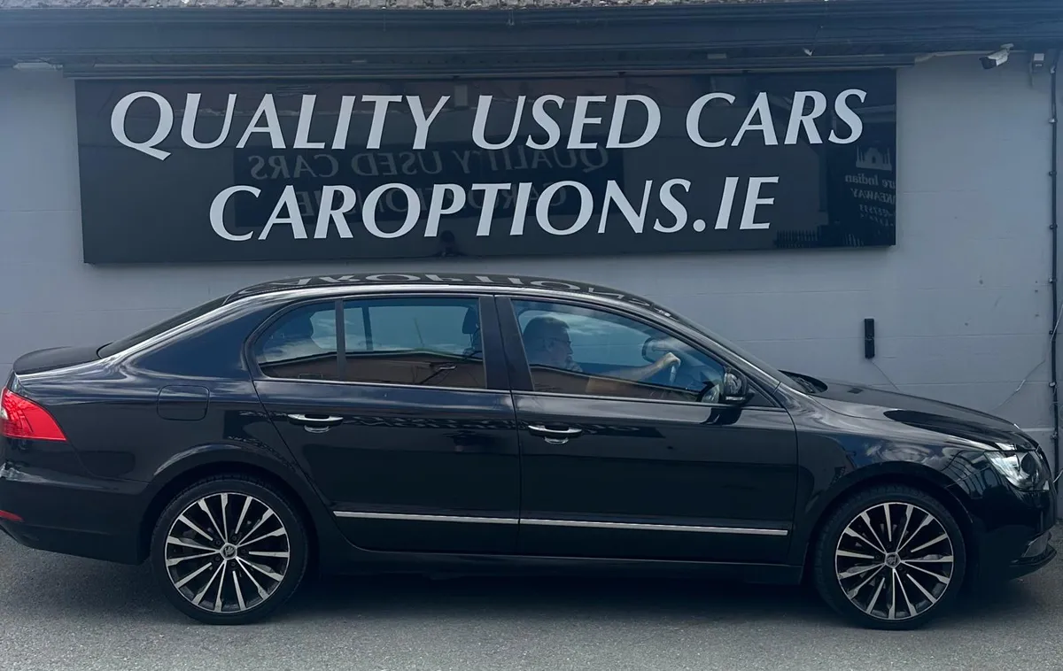 SKODA SUPERB ACTIVE 1.6 TDI 105HP//ONLY 200 TAX// - Image 1