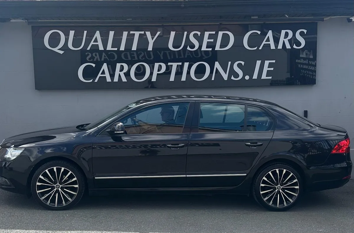 SKODA SUPERB ACTIVE 1.6 TDI 105HP//ONLY 200 TAX// - Image 2