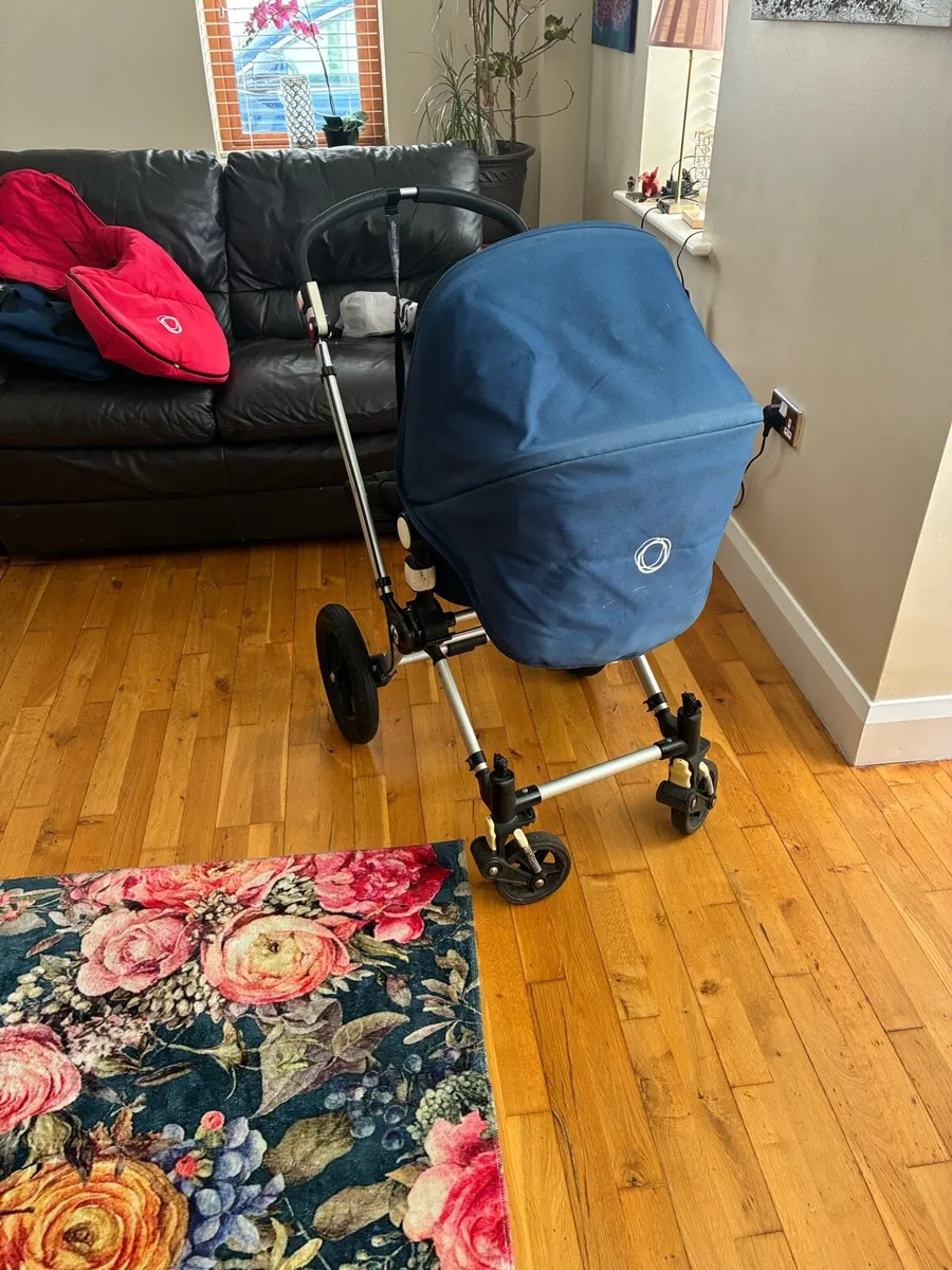 Bugaboo Buggy with buggy board - Image 2