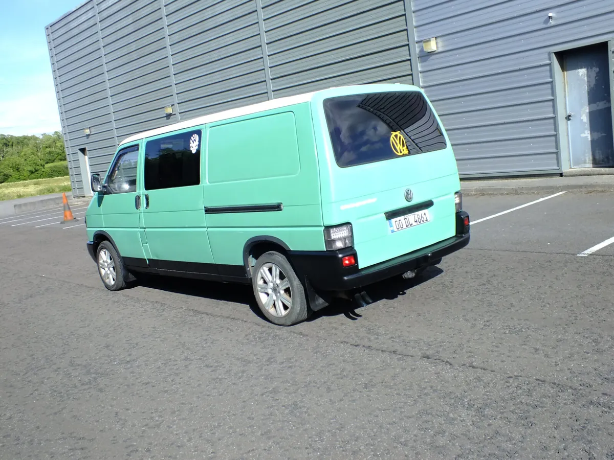 Wolkswagen T4 Camper - Image 4