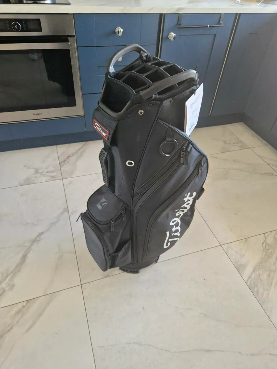 Titleist golf cart bag brand new - Image 1