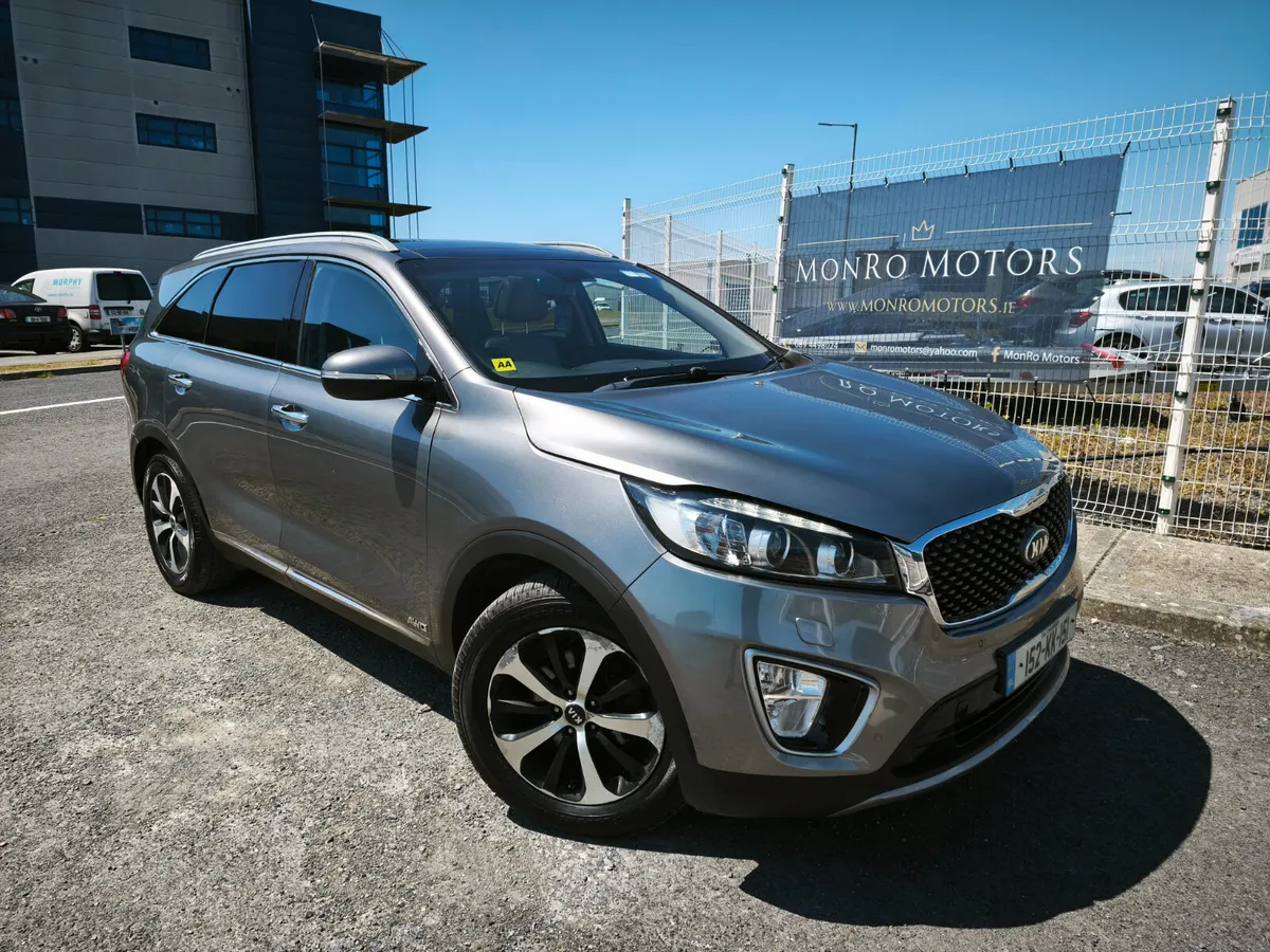 KIA SORENTO PLATINUM AWD 7 SEATER  AUTOMATIC - Image 3