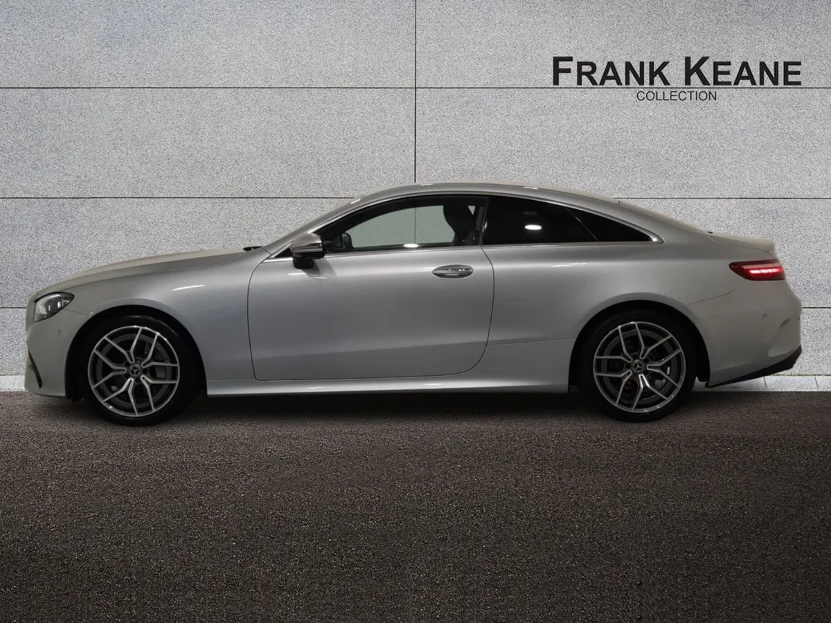 Mercedes-Benz E-Class E220 D Amg Line Premium - Image 4