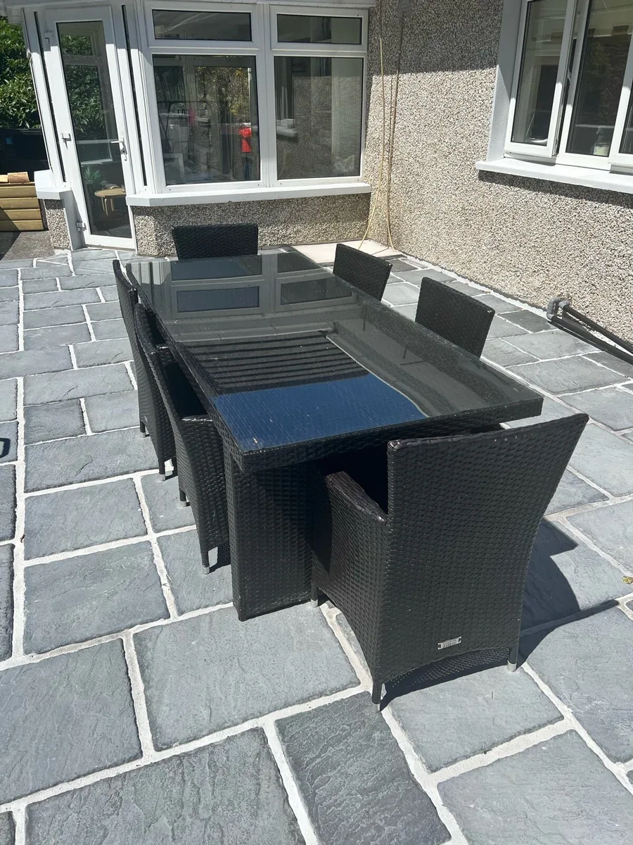 Rattan Garden Furniture - Image 1
