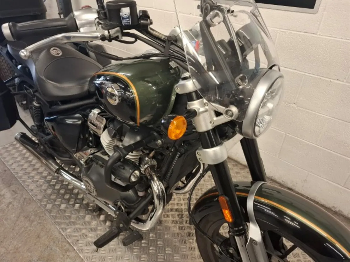 Royal Enfield Super Meteor 650 2023 - Image 2