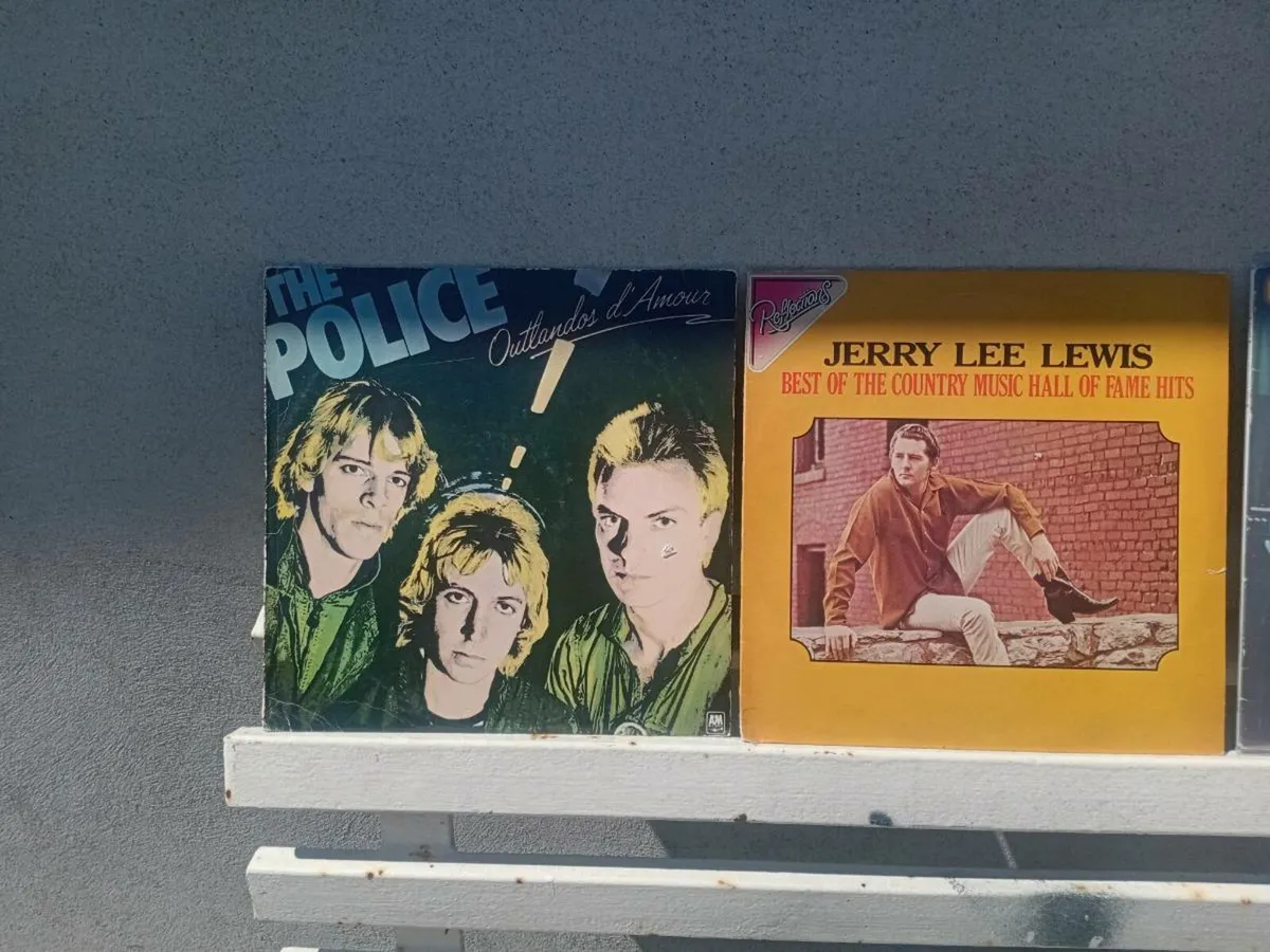 Records - Image 2