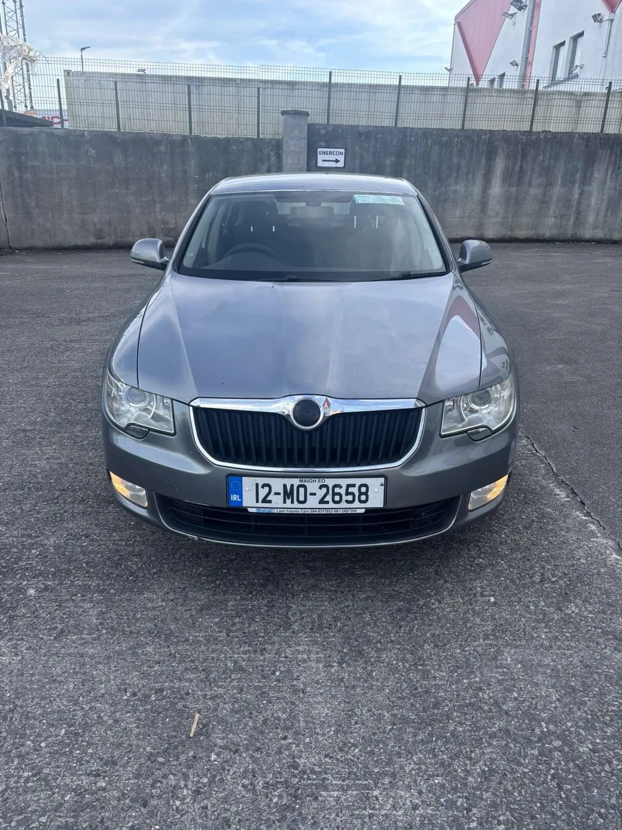 2012 Skoda superb 1:6 TDI grean line - Image 1