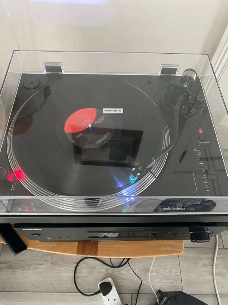 Audio techinca record player - Image 3