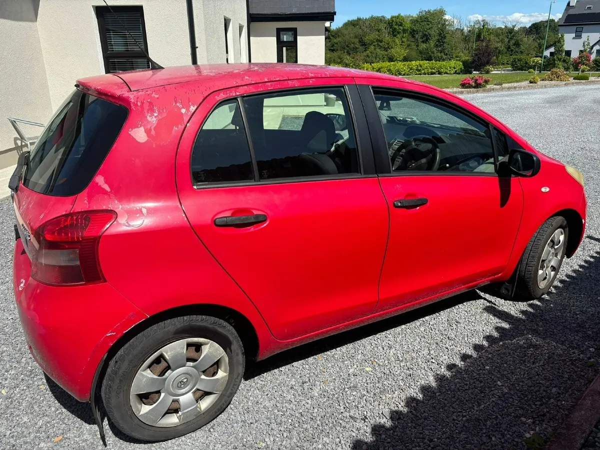 Toyota Yaris 2006 - Image 1