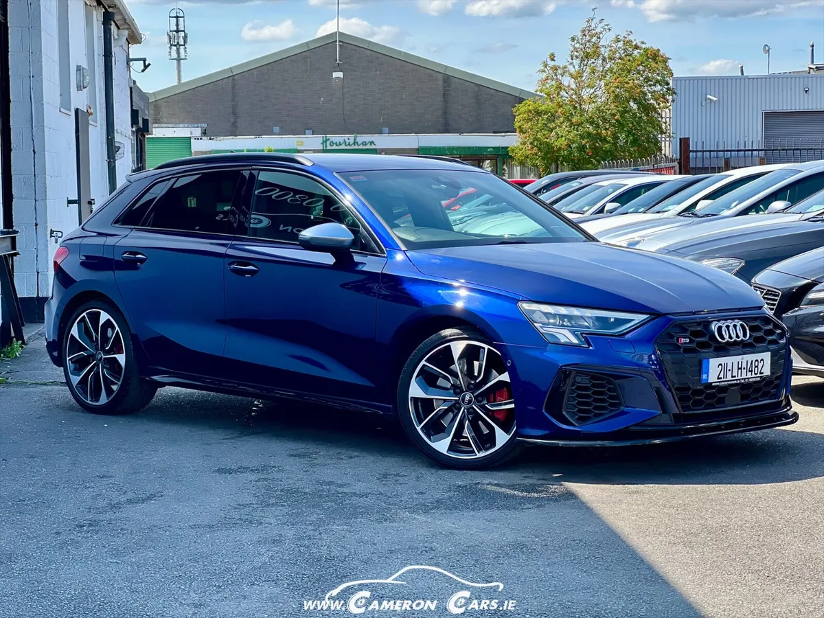 AUDI S3 QUATTRO DCT GEAR NAVARRA BLUE HOT HATCH - Image 3