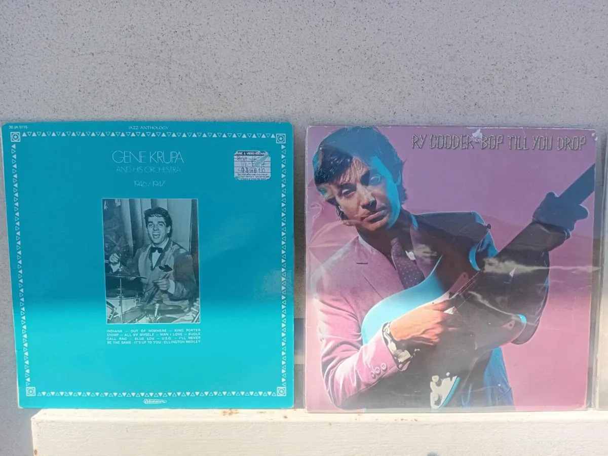 Records - Image 1