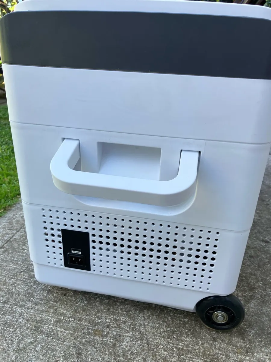 Cooler/Freezer 30L - Image 3