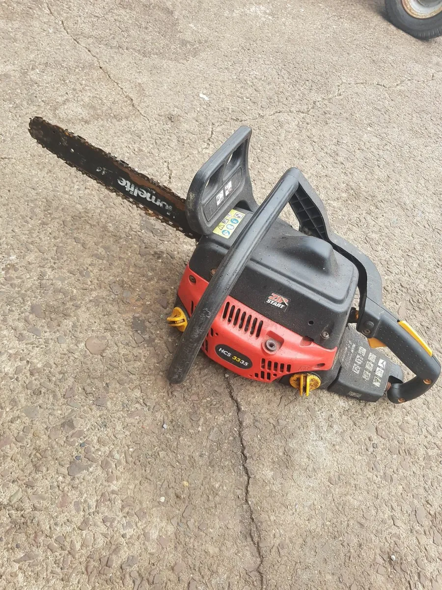 CHAINSAW - FOR SALE - Image 1