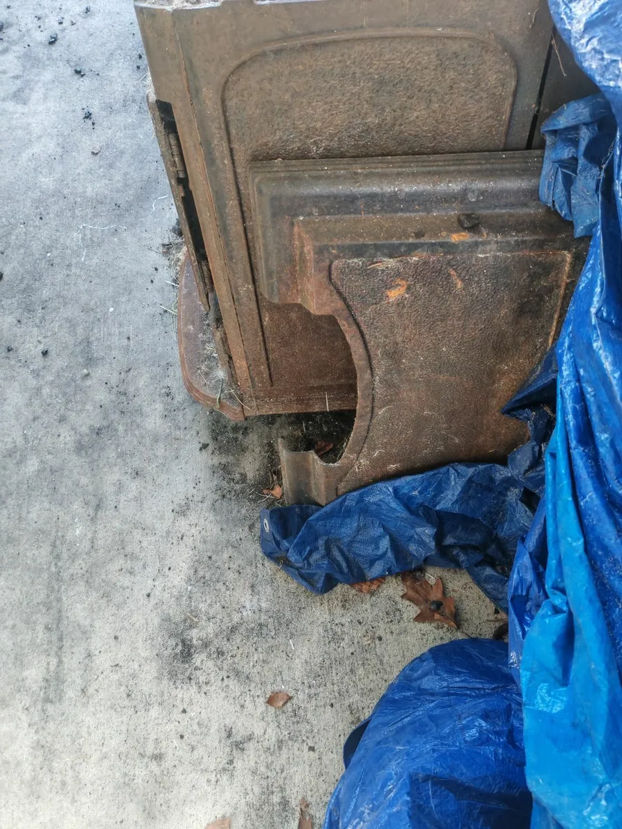 Stove - Image 2