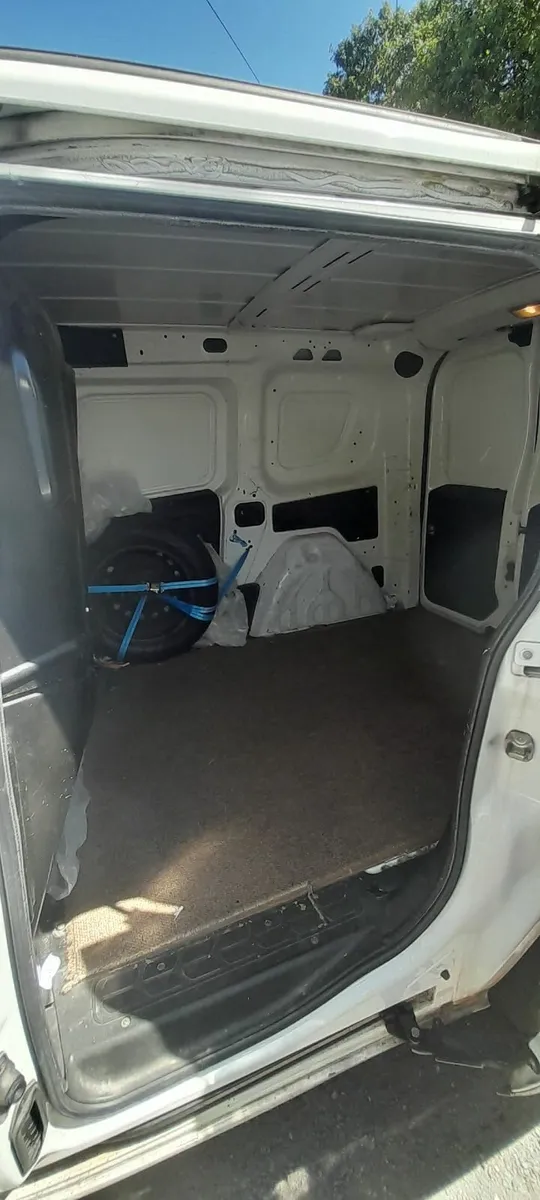 Fiat Doblo 2013 - Image 3
