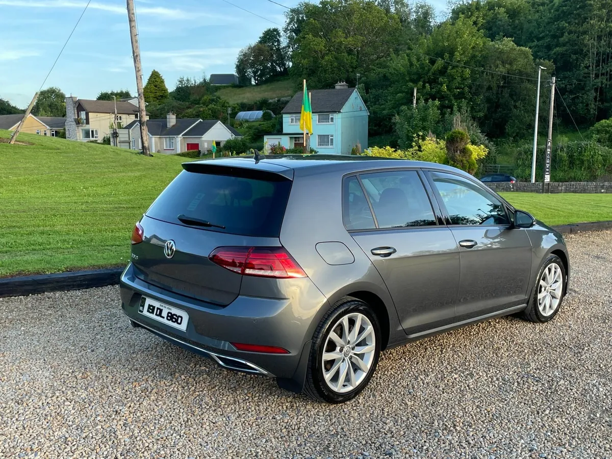 2019-Volkswagen Golf-Highline-1.6TDI - Image 3