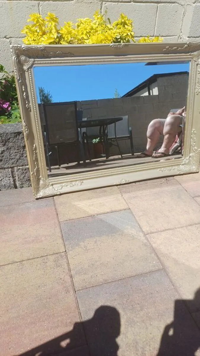 Mirror - Image 2