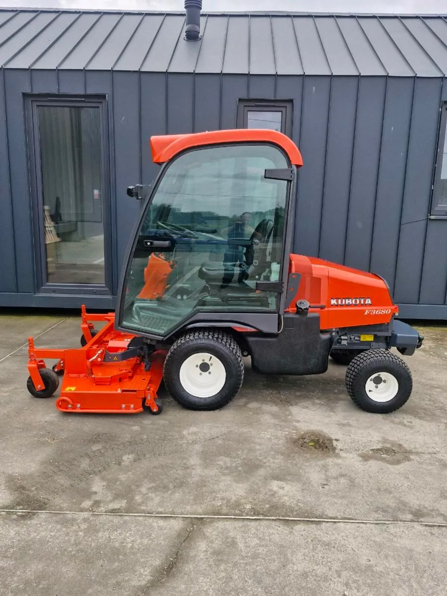 KUBOTA F3680 4X4 LAWNMOWER - Image 3