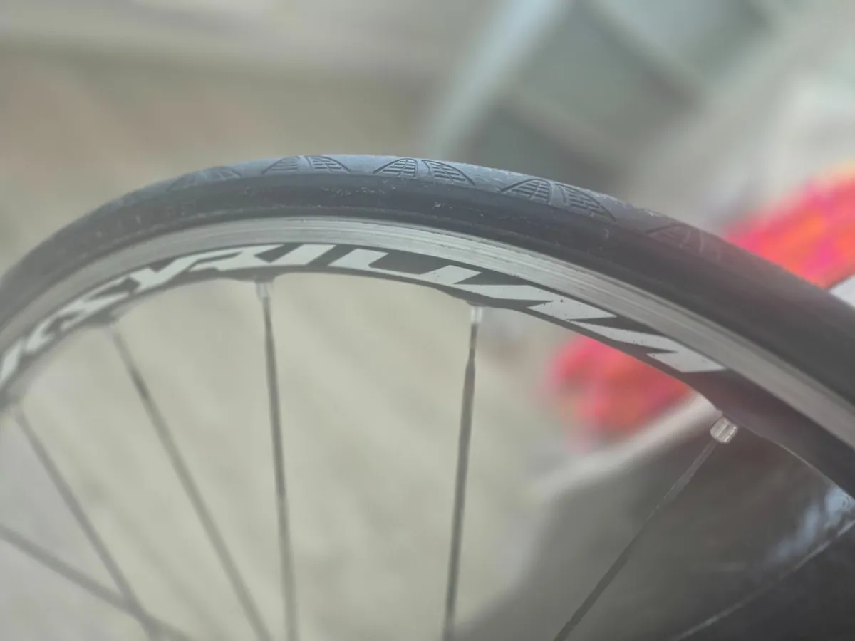 Road Bike - Image 4
