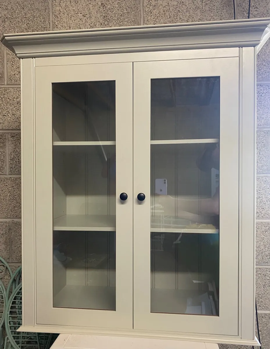 Wall cabinet - Image 1