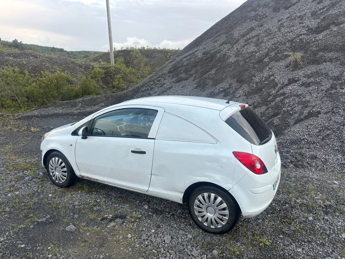 2015 Vauxhall Corsa 1.3 CDTI - Image 4