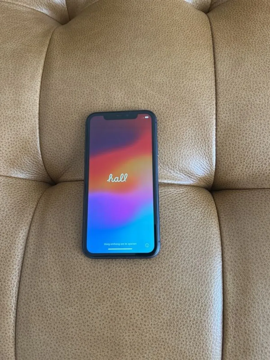 iphone - Image 1