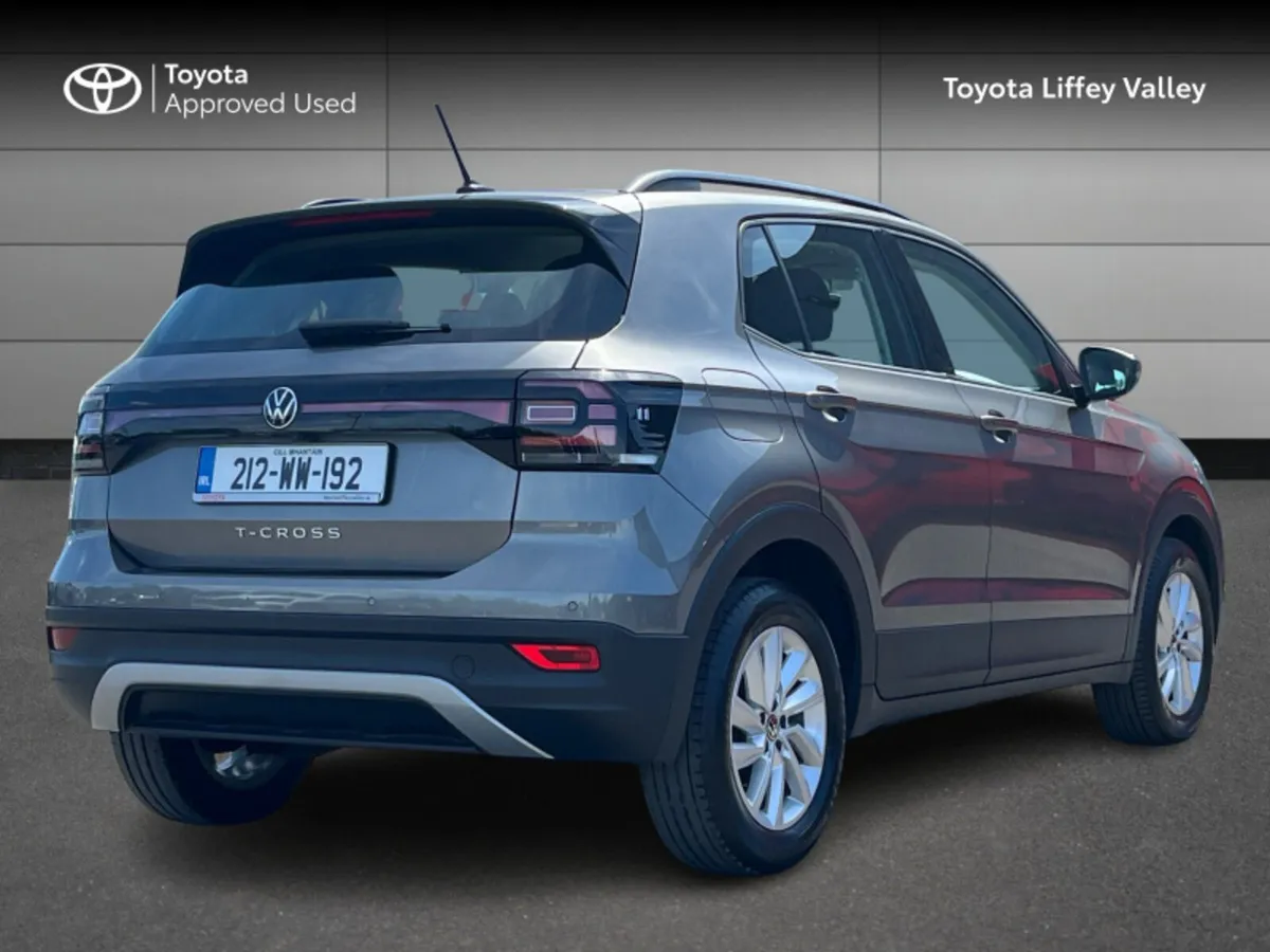 Volkswagen T-Cross LIFE 1.0 TSI MANUAL 5SPEED 95BH - Image 2